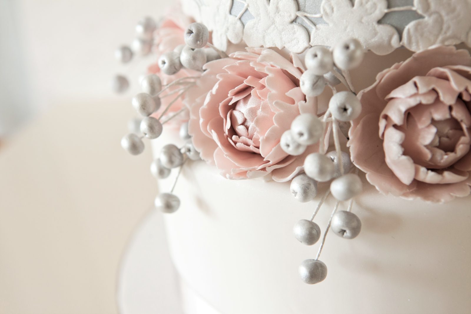 تعلم فنون صناعة الكيك الاحترافية